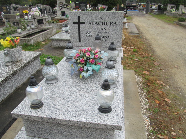 Grób Albina Stachura