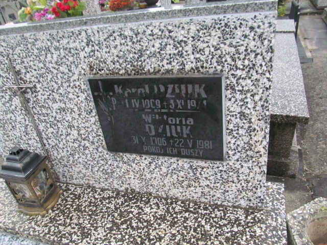 Karol Dziuk 1909 Brzesko - Grobonet - Wyszukiwarka osób pochowanych