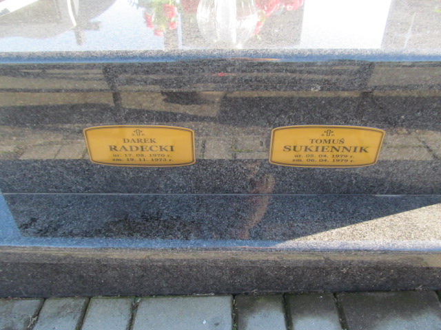 Tomasz Sukiennik 1979 Brzesko - Grobonet - Wyszukiwarka osób pochowanych